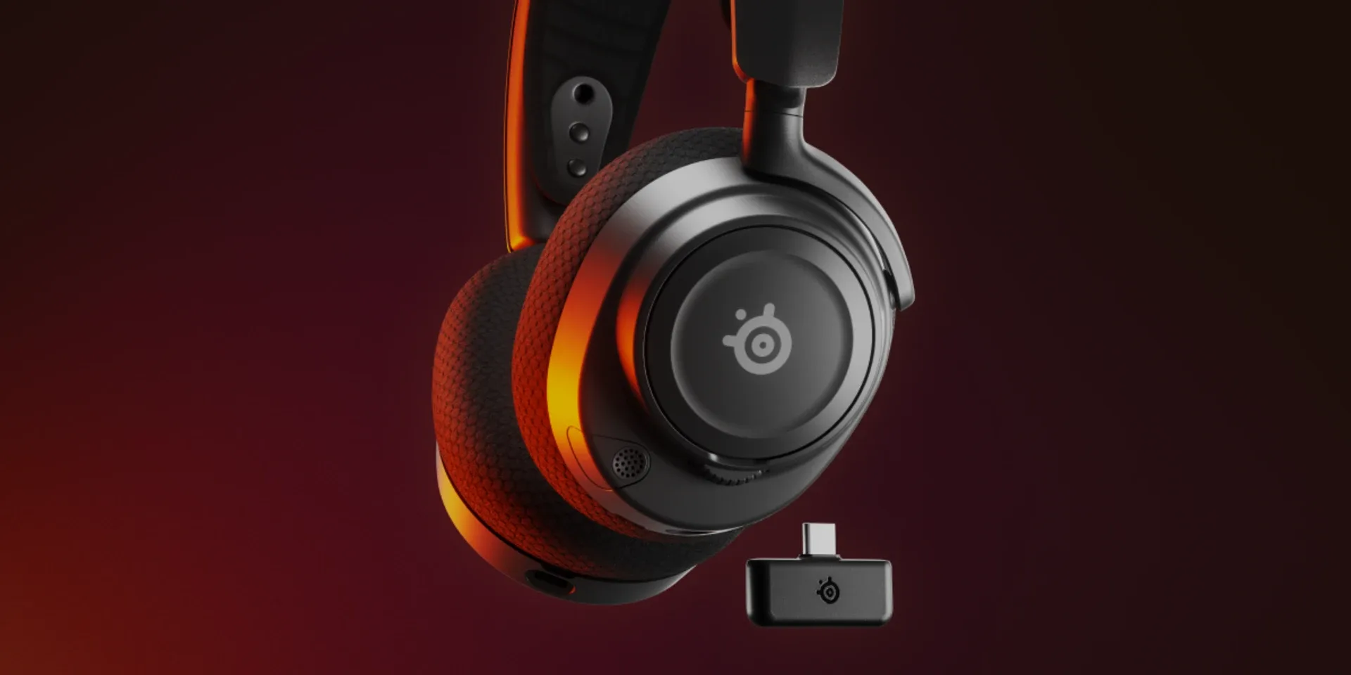 SteelSeries Arctis Nova 7 헤드셋과 USB-C 무선 동글